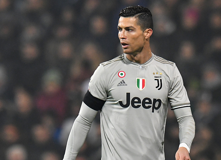 同走下球场 同走下球场